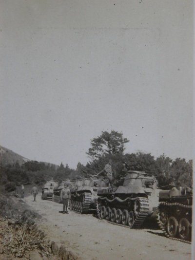 0 WW2-Japanese-Army-Picture-of-a-tankType-97-_57.jpg