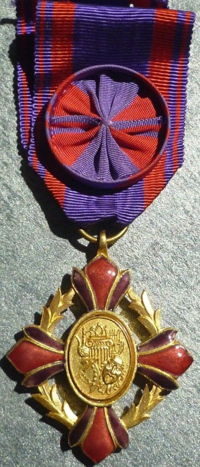 004_01.jpg