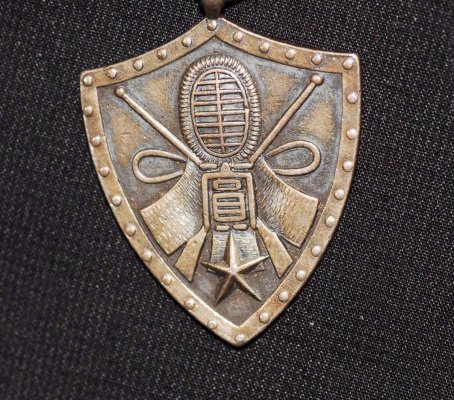 Japanese-Army-Badge-Medal-Swordsman-the-2nd-Foot.jpg
