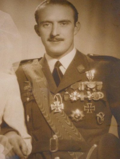 DA 357485081.jpg