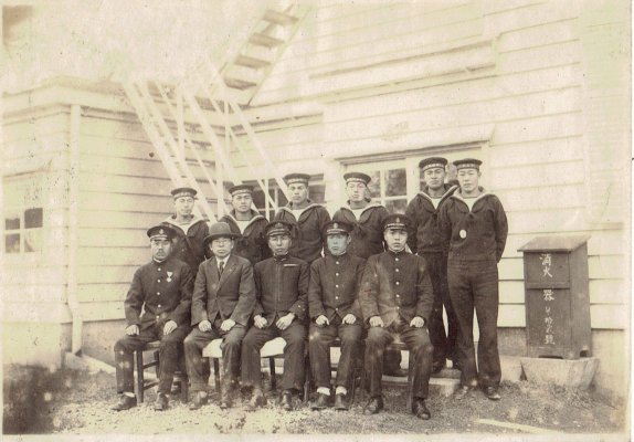 0 WW2-Original-Photograph-Japanese-Sailors-in-Dress (1).jpg