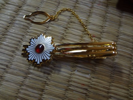 JAPANESE-ARMY-ORDER-RISING-SUN-MEDAL-ANTIQUE-RARE-_57.jpg
