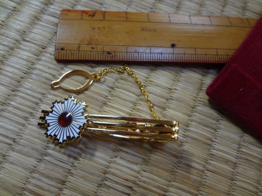 JAPANESE-ARMY-ORDER-RISING-SUN-MEDAL-ANTIQUE-RARE-_57-1.jpg