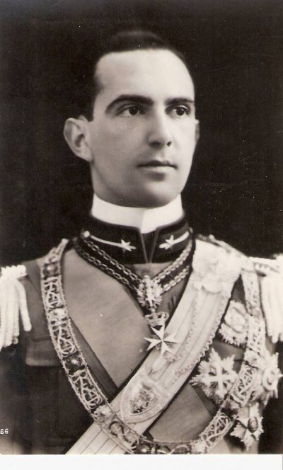 umberto II                                        4641849242_ff3bb19a9c_o.jpg