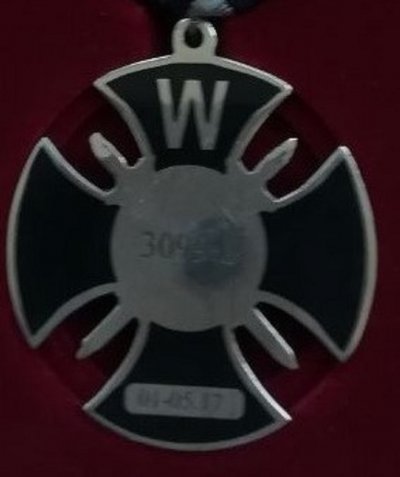 4561019327.jpg