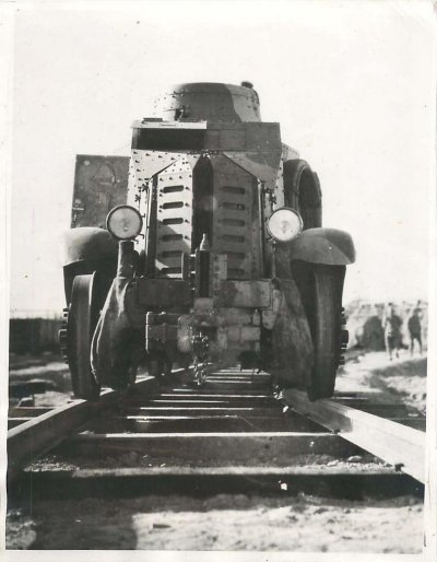 1938-Japanese-Armored-Car-on-Railroad-Central-China.jpg