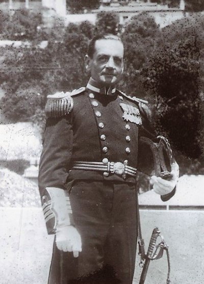 Lt F 3.jpg