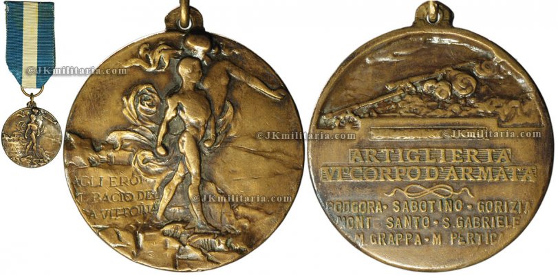 м ф Italian-Fascist-Medal-Eagle-Milizia-Medaglia-In-Argento-_57 (25).JPG