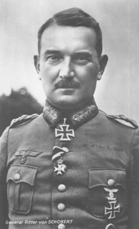 SchobertEugenRitterv_frontal_o_Muetze_RK.jpg