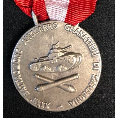 medaglia-xxxii-battaglione-anticarro-granatieri-di-sardegna-fronte-russo-1942-43.jpg