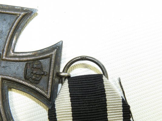 iron-cross-ii-class-1914-maker-iw--143762.JPG