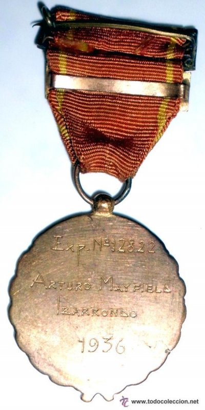 falanga 34096735_12193290.jpg