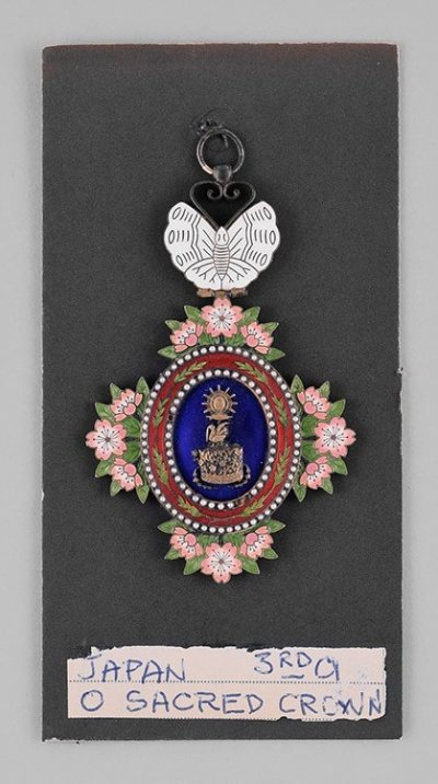 c18-032499.jpg