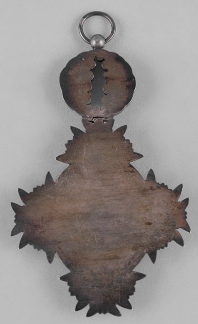 c18-042629.jpg
