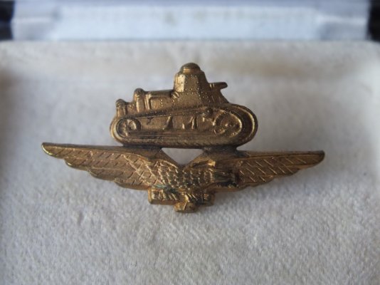Distintivo-brevetto-carristi-ww2-pnf-arditi-militare.jpg