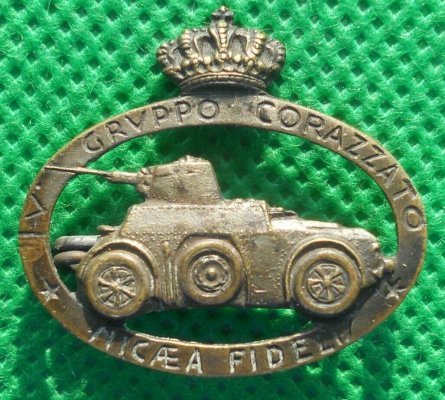distintivo-medaglia-IV-gruppo-corazzato-nizza-cavalleria-autoblindo.jpg