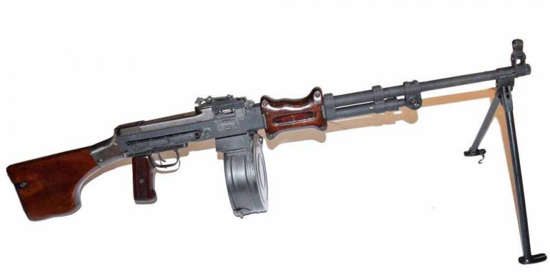 okholoshchennyy-pulemet-rpd-44-skhp-degtyareva_5.jpg