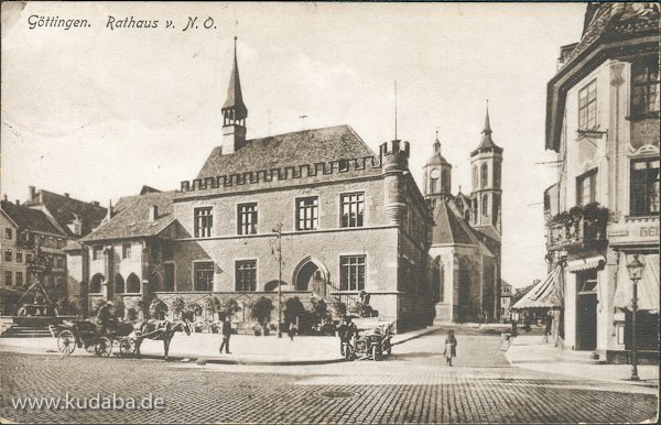 goettingenAltesRathausPostkarte_v.jpg
