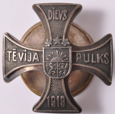 591593696182e.jpg