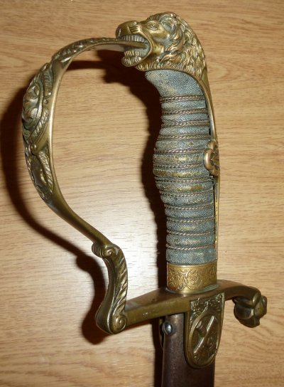 Waffen-Lowe1.jpg
