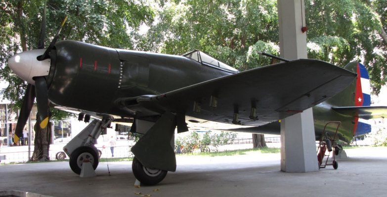 0 A87CC8-huhw.jpg