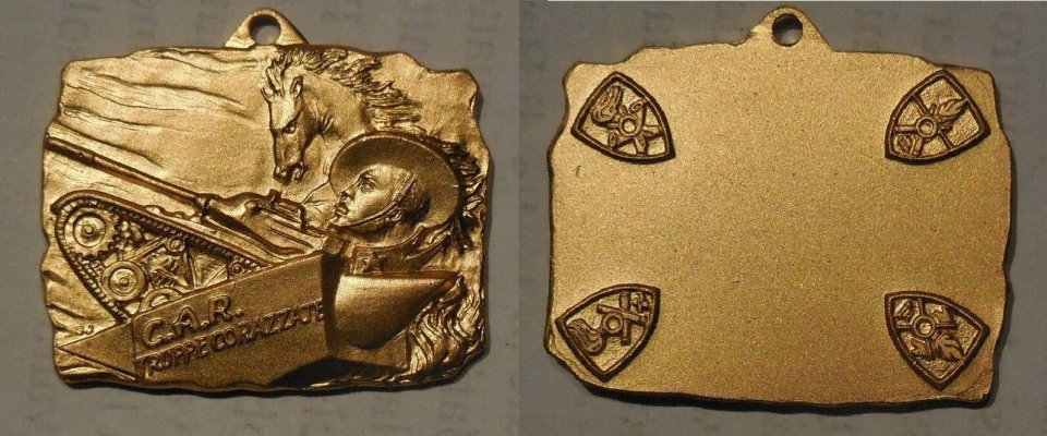 medaglia-truppe-corazzate-bersaglieri.jpg