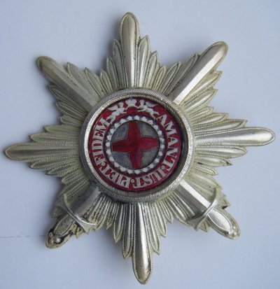 Imperial-russian-award-STAR-OF-THE-ORDER-OF-ST.-ANNA-with-swords-3.jpg