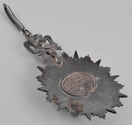 c18-027093.jpg