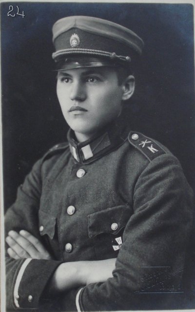 art   Armija LR 2 047.jpg