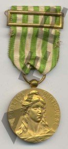Good-Behavior-silver-1921-138x300.jpg