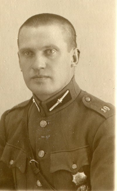 img030.jpg