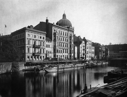 Schloßfreiheit,_Berlin_1890_(1).jpg