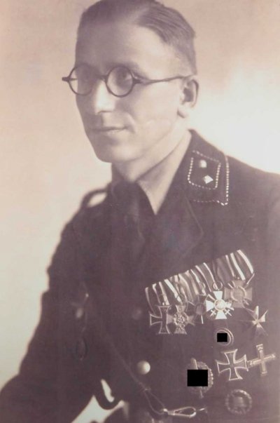 avalov.jpg