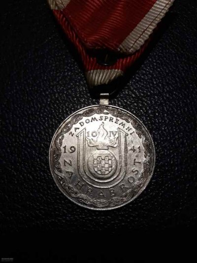 20191209090039 (Copy).jpg