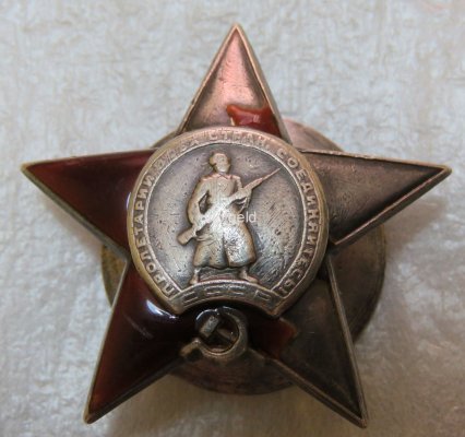 141976523-2.jpg
