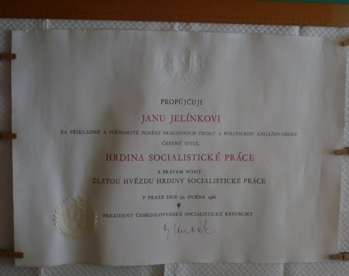 hrdina   j.jpg