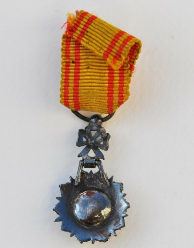 Tunisie-Officier-du-Nicham-Iftikar-reduction-12-mm-_57.jpg