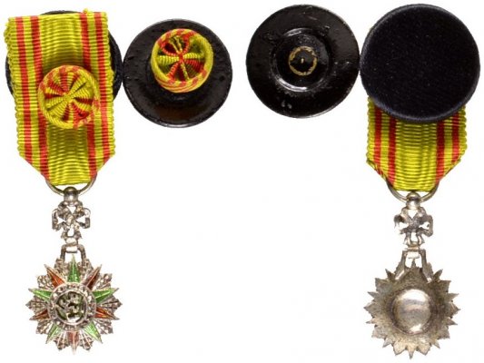 198923q01.jpg