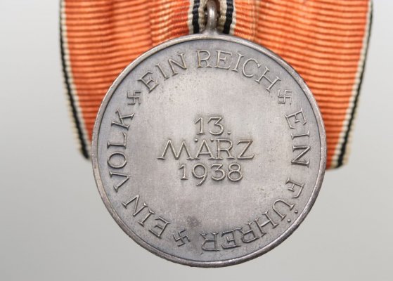 2000000463550-007.jpg