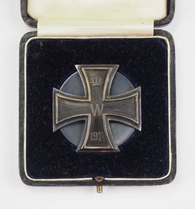 Box-EK1-1914-2.jpg