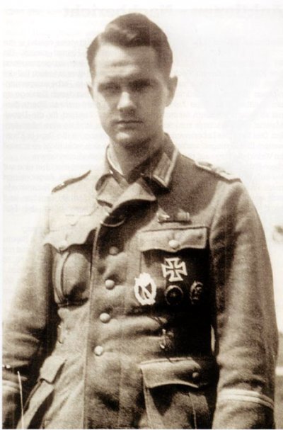 Eng-1-Sam.jpg