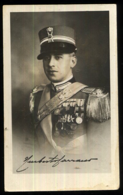 Foto-Originale-Militare-Ufficiale-Con-Medagliere-Al-Valore.jpg