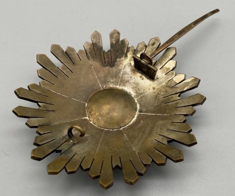 WW2-Japanese-Order-Of-The-Sacred-Treasure-Breast-_57 (3).jpg