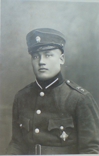 9                                                      071.jpg