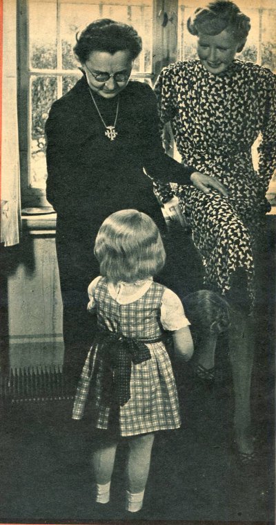 Журнал Сигнал 1943 (1).jpg