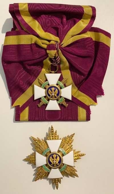 AQUILA-ROMANA-CON-SPADE-set-di-Gran-Croce.jpg