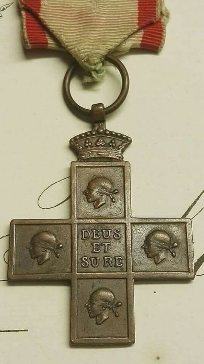 I-WW-croce-commemorativa-della-Brigata-Sassari.jpg