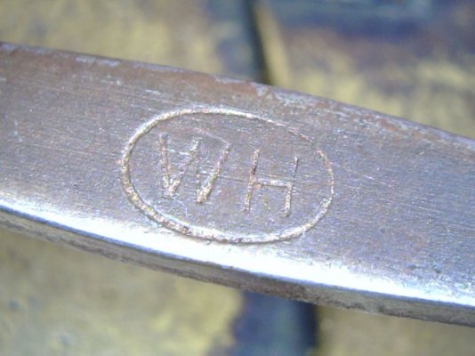 sharnir11e.jpg