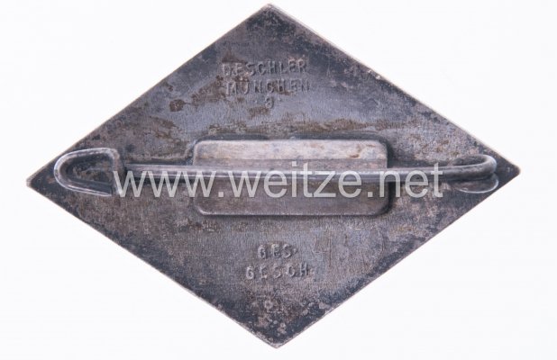 K325701_1.jpg