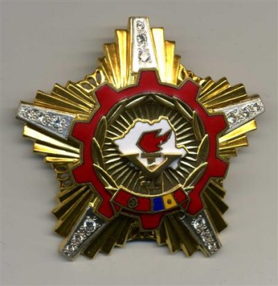 victory_av (Small).jpg